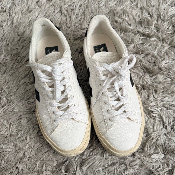 Veja Campo Sneakers - Picture 7 of 8